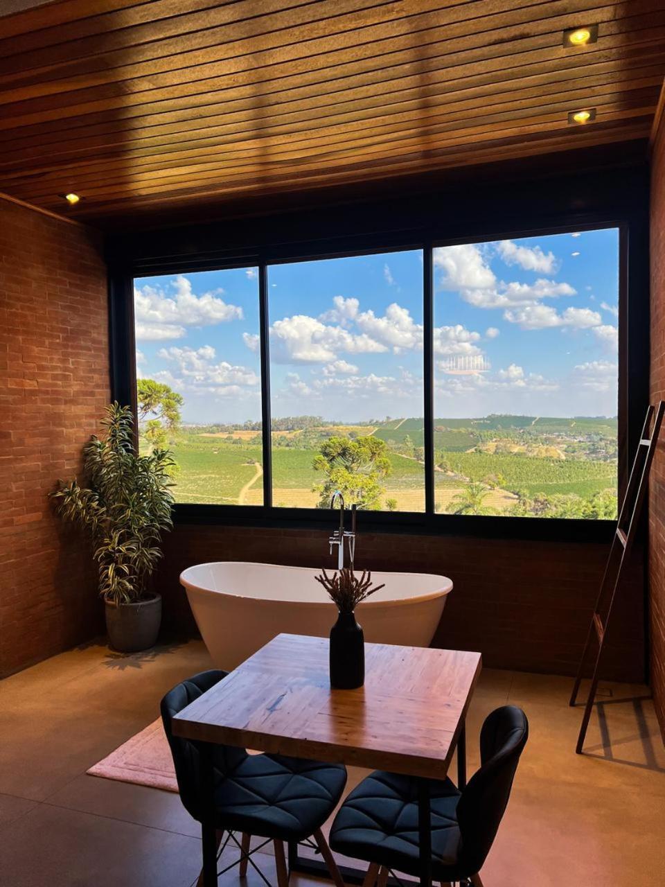 Vinicola E Hospedaria Bonventi Ltda Espírito Santo do Pinhal Exterior foto